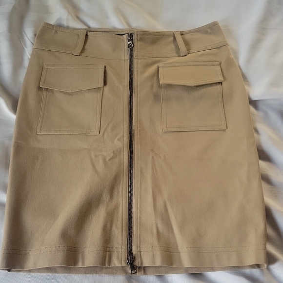 Elegantissimo Firenze Women's Beige Front Zipper Down Skirt, Size: P - Picture 1 of 9
